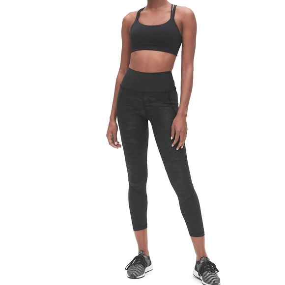 GAP | Sculpting High Rise 7/8 Leggings - Picture 2 of 10